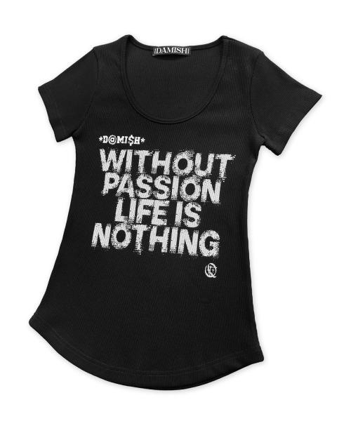 DAMISH(ダミシュ)の「スプレーレタリングUネックスリムTシャツ_ブラック(Tシャツ/カットソー・レディース・ブラック・OS)」の4枚目の写真