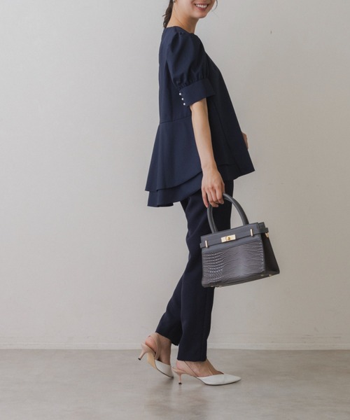 Sono(ソーノ)の「【SONO/ソーノ】【SONO NAVY/ソーノネイビー】バックティアードパフィブラウス(シャツ/ブラウス・レディース・ホワイト/ネイビー・F)」の11枚目の写真