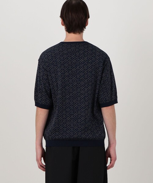 TOMORROWLAND (トゥモローランド)の「TOMORROWLAND tricot ジオメトリック柄 強撚ハイゲージコットンニットTシャツ(ニット/セーター・メンズ・ブラック系その他/ブルー系その他・S/M/L)」の7枚目の写真
