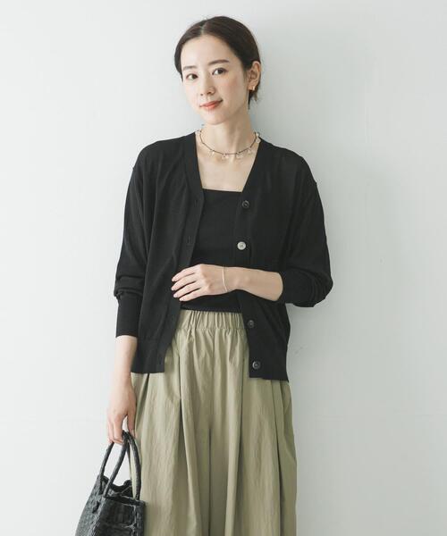 URBAN RESEARCH（アーバンリサーチ）の「UVカット加工Vネックカーディガン（カーディガン/ボレロ・レディース・ブラック/レッド/ミント・FREE）」の5枚目の写真