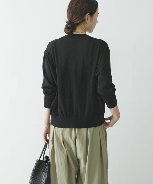 URBAN RESEARCH（アーバンリサーチ）の「UVカット加工Vネックカーディガン（カーディガン/ボレロ・レディース・ブラック/レッド/ミント・FREE）」の7枚目の写真