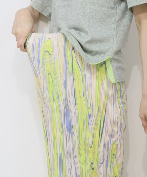 DISKEEN SURE(ディスキーンシュアー)の「大人顔ニュアンスカラーのマーブル柄 プリーツワイドパンツ(その他パンツ・レディース・ピンク/イエロー/グリーン/ブラック・FREE)」の10枚目の写真