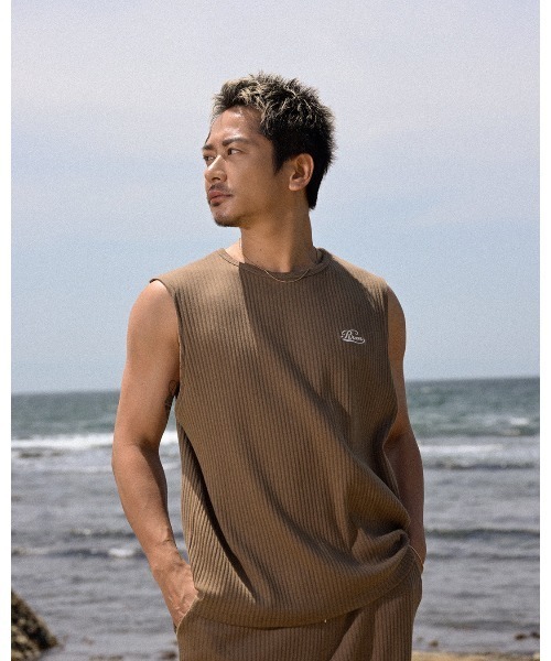 #Re:room(リルーム)の「RRMリブノースリーブ(Tシャツ/カットソー・メンズ・ブラック/オフホワイト/ダークベージュ・M-L/S-M)」の18枚目の写真