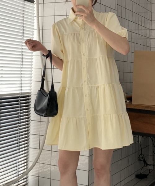 YUGA(ユーガ)の「YUGA_YGMC Korean-style Tiered mini dress(ワンピース・レディース・ライトイエロー/ネイビー・FREE)」の6枚目の写真