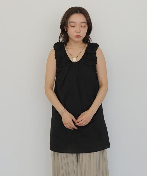 cheriella(シェリエラ)の「【cheriella】ニュアンスストーンロングネックレス NUANCE STONE LONG NECKLACE(ネックレス・レディース・オフホワイト/グレイッシュベージュ・FREE)」の7枚目の写真