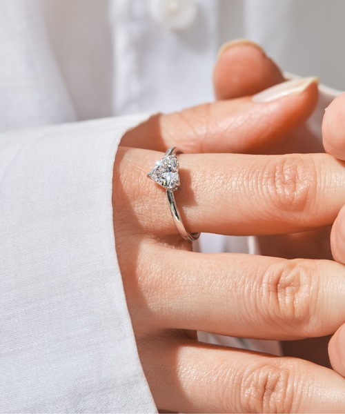 UNITED JEWELS(ユナイテッドジュエルズ)の「Pt900 ラボグロウンダイヤモンド リング(ハート)(リング・レディース・プラチナム・13号)」の4枚目の写真