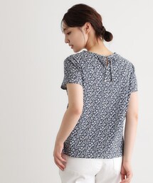 【接触冷感/マシンウォッシュ可】スウィート アリッサム柄スムースTシャツ