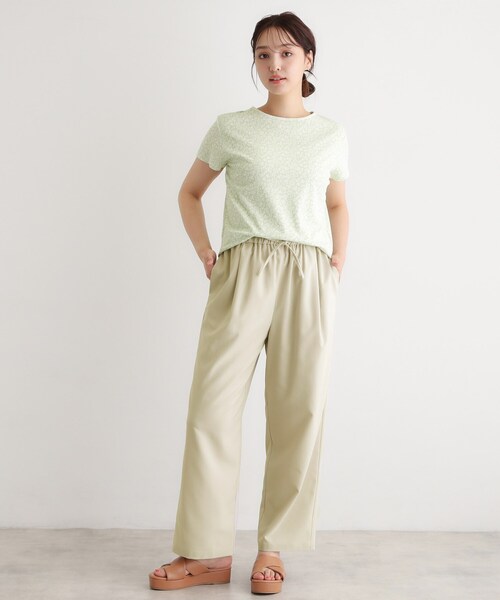LAURA ASHLEY（ローラアシュレイ）の「【接触冷感／マシンウォッシュ可】スウィート アリッサム柄スムースTシャツ（Tシャツ/カットソー・レディース・ホワイト系1/ライトグリーン系/ネイビー系・40/38）」の10枚目の写真