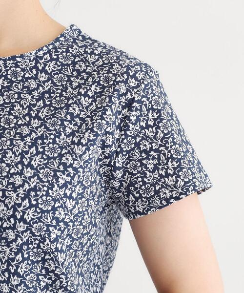 LAURA ASHLEY（ローラアシュレイ）の「【接触冷感／マシンウォッシュ可】スウィート アリッサム柄スムースTシャツ（Tシャツ/カットソー・レディース・ホワイト系1/ライトグリーン系/ネイビー系・40/38）」の21枚目の写真