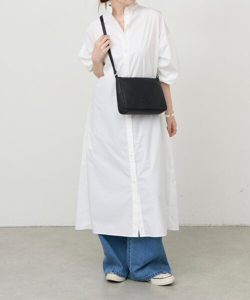 russet(ラシット)の「《本革/270g》エンボスモノグラムショルダーバッグ(ショルダーバッグ・レディース・ブラック/ライトグレー/アイボリー・FREE)」の22枚目の写真