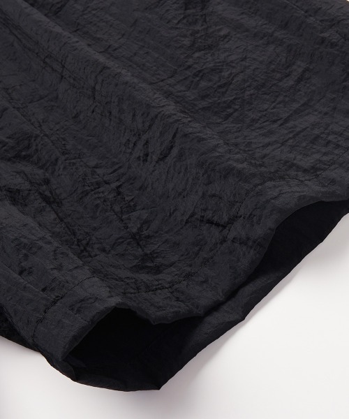 MODE COMMUTER(モードコミューター)の「Textured Air Wide Shorts(その他パンツ・メンズ・グレー/ブラック・SMALL/MEDIUM/LARGE)」の3枚目の写真