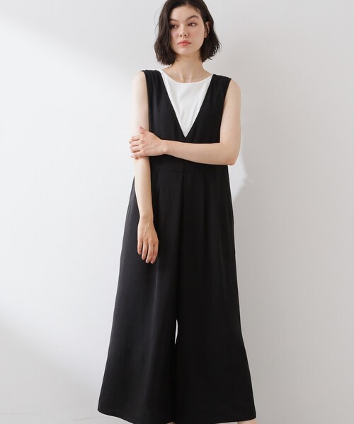 THE SHOP TK （ザ ショップ ティーケー ）の「【ひんやり/防しわ】サロペットパンツ（サロペット/オーバーオール・レディース・ブラック/ダークブラウン・12/13）」の17枚目の写真