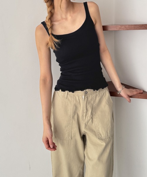 CANAL JEAN(キャナルジーン)の「PALM BASICカップインタンク(タンクトップ・レディース・オフホワイト/カーキ/ベージュ/ブラック・MEDIUM)」の8枚目の写真
