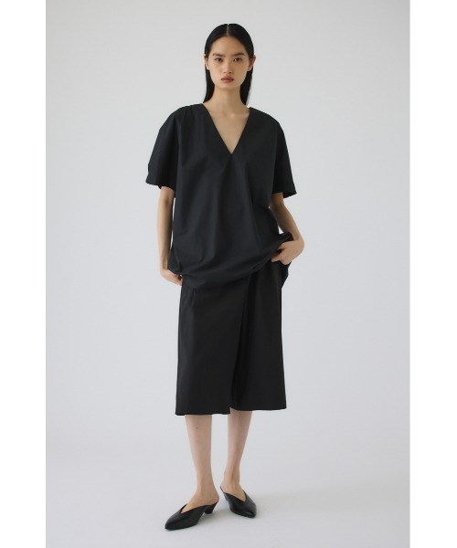 RIM.ARK(リムアーク)の「Gather sleeve v-neck PO(ギャザー スリーブ Vネック プルオーバー)(Tシャツ/カットソー・レディース・ホワイト/ブラック/カーキ・FREE)」の5枚目の写真