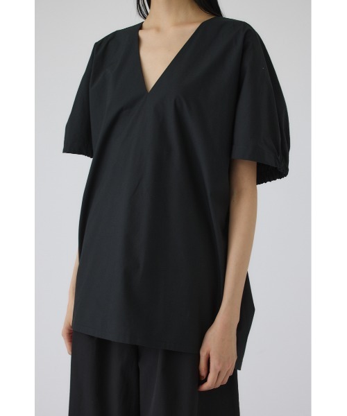 RIM.ARK(リムアーク)の「Gather sleeve v-neck PO(ギャザー スリーブ Vネック プルオーバー)(Tシャツ/カットソー・レディース・ホワイト/ブラック/カーキ・FREE)」の17枚目の写真