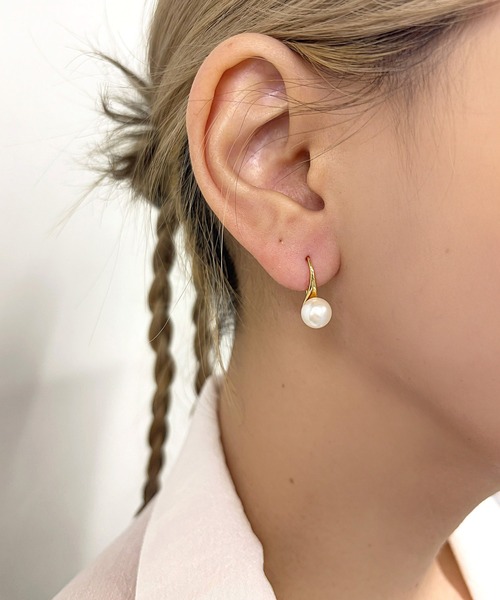 VATSURICA(バツリカ)の「〈VATSURICA〉silver925 / 淡水パール フック ピアス(ピアス(両耳用)・レディース・ゴールド/シルバー・FREE)」の8枚目の写真