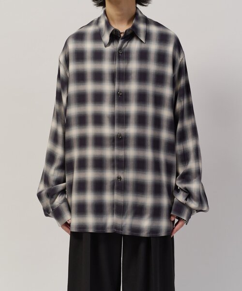 Lui's(ルイス)の「オンブレーチェックシャツ(シャツ/ブラウス・メンズ・ブラック/ネイビー・S/M)」の9枚目の写真