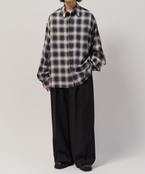 Lui's(ルイス)の「オンブレーチェックシャツ(シャツ/ブラウス・メンズ・ブラック/ネイビー・S/M)」の16枚目の写真