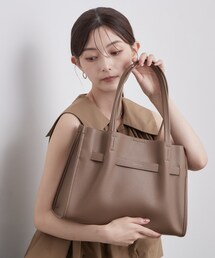 【軽量/A4対応/肩掛け可】スクエアトートバッグ《通勤対応》