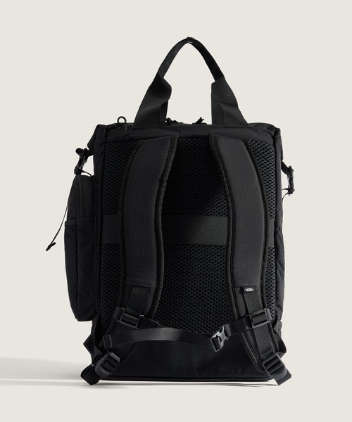 VANS(バンズ)の「WILDER バックパック / Wilder Backpack Black VN000SSDBLK1(バックパック/リュック・メンズ・ブラック・ONE SIZE)」の3枚目の写真
