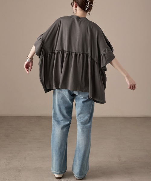 Fashion Letter(ファッションレター)の「接触冷感 フリルスリーブ ワイドチュニックTシャツ(Tシャツ/カットソー・レディース・アイボリー/チャコール/ブラック・M)」の10枚目の写真