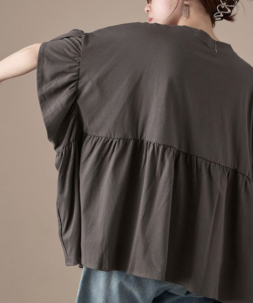 Fashion Letter(ファッションレター)の「接触冷感 フリルスリーブ ワイドチュニックTシャツ(Tシャツ/カットソー・レディース・アイボリー/チャコール/ブラック・M)」の11枚目の写真