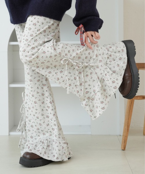 kutir（クティール）の「リボンワッフルフレアパンツ（その他パンツ・レディース・ブラウン/ネイビー/オートミール/ブラック/ブラック系その他/グレー/アイボリー/ダークブルー・SMALL/MEDIUM）」の6枚目の写真