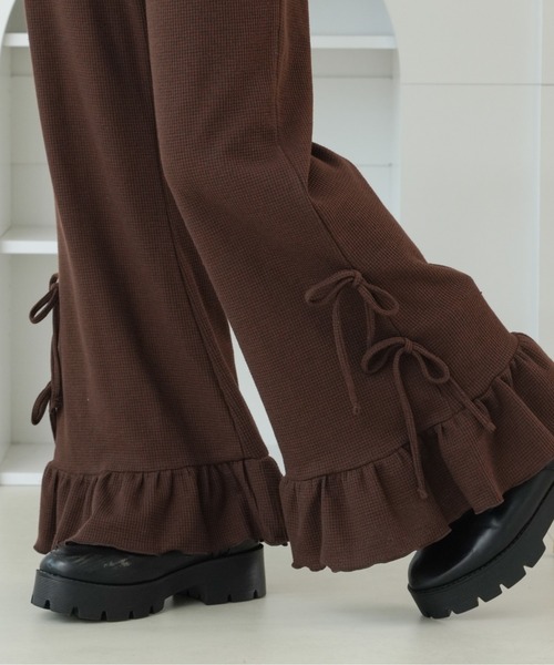 kutir（クティール）の「リボンワッフルフレアパンツ（その他パンツ・レディース・ブラウン/ネイビー/オートミール/ブラック/ブラック系その他/グレー/アイボリー/ダークブルー・SMALL/MEDIUM）」の5枚目の写真