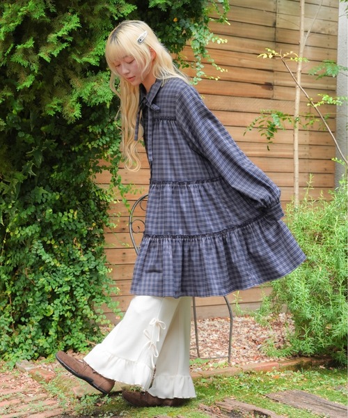 kutir（クティール）の「リボンワッフルフレアパンツ（その他パンツ・レディース・ブラウン/ネイビー/オートミール/ブラック/ブラック系その他/グレー/アイボリー/ダークブルー・SMALL/MEDIUM）」の13枚目の写真