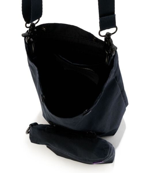 THE NORTH FACE PURPLE LABEL(ザ ノースフェイス パープルレーベル)の「【THE NORTH FACE PURPLE LABEL/ザ・ノース・フェイス パープルレーベル】Mountain Wind Multi Bag/マウンテン ウィンド マルチバッグ/通勤/軽量(ショルダーバッグ・レディース・セージグリーン/グレー/ブラック・FREE)」の12枚目の写真