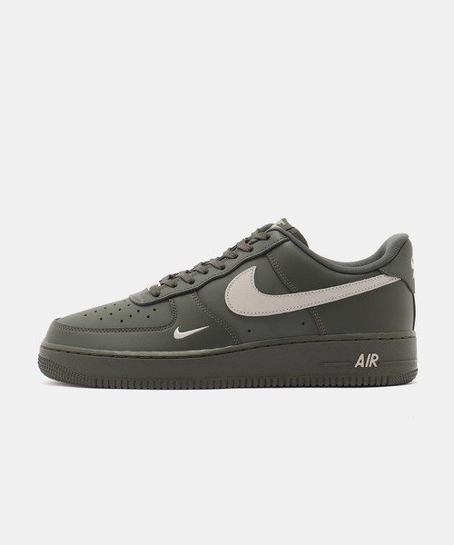 NIKE(ナイキ)の「NIKE AIR FORCE 1 '07 IV5732-001(スニーカー・メンズ・チャコールグレー・26cm/27cm/26.5cm/28.5cm/28cm/27.5cm)」の1枚目の写真