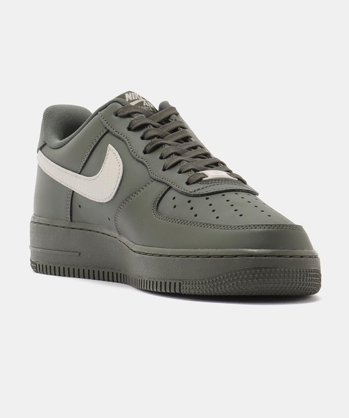 NIKE(ナイキ)の「NIKE AIR FORCE 1 '07 IV5732-001(スニーカー・メンズ・チャコールグレー・26cm/27cm/26.5cm/28.5cm/28cm/27.5cm)」の5枚目の写真