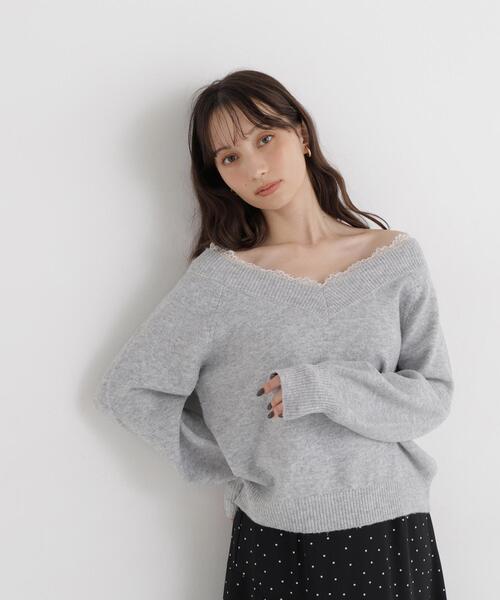 NATURAL BEAUTY BASIC(ナチュラルビューティーベーシック)の「レースVネックニット(ニット/セーター・レディース・グレー/ブルー/イエロー・FREE)」の2枚目の写真