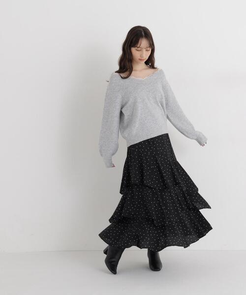 NATURAL BEAUTY BASIC(ナチュラルビューティーベーシック)の「レースVネックニット(ニット/セーター・レディース・グレー/ブルー/イエロー・FREE)」の5枚目の写真