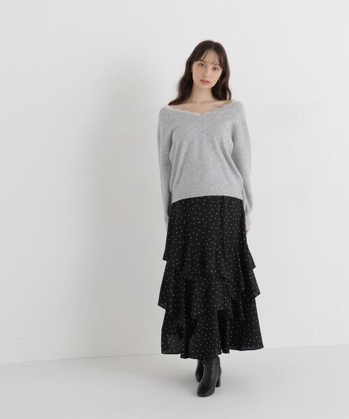 NATURAL BEAUTY BASIC(ナチュラルビューティーベーシック)の「レースVネックニット(ニット/セーター・レディース・グレー/ブルー/イエロー・FREE)」の9枚目の写真