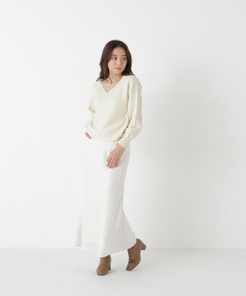NATURAL BEAUTY BASIC(ナチュラルビューティーベーシック)の「レースVネックニット(ニット/セーター・レディース・グレー/ブルー/イエロー・FREE)」の18枚目の写真
