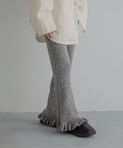 LOWRYS FARM（ローリーズファーム）の「モヘヤタッチフリルパンツ　1069206（その他パンツ・レディース・ブラック/グレー/ブラウン・FREE）」の3枚目の写真