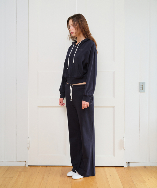AMESWORLDWIDE（アメスワールドワイド）の「CLASSIC EASY SWEATPANTS NAVY（スウェットパンツ・レディース・その他・MEDIUM/FREE/SMALL）」の4枚目の写真