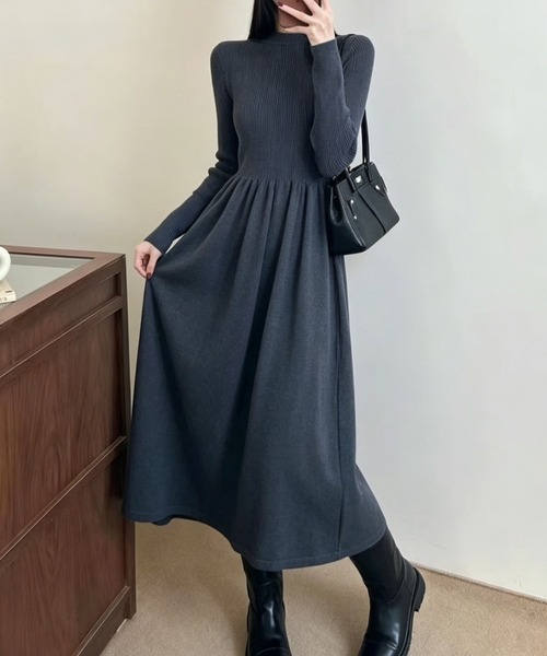 FLINEA（フリネア）の「ハーフネック長袖ニットワンピース（ワンピース・レディース・アイボリー/ブラック/ベージュ/ダークグレー・FREE）」の13枚目の写真