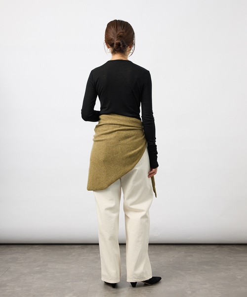 VERMEIL par iena(ヴェルメイユパーイエナ)の「INSCRIRE アンスクリア Wool Fraise Zip up Tee(Tシャツ/カットソー・レディース・ブラック・FREE)」の4枚目の写真