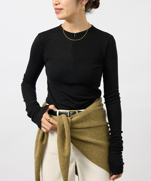 VERMEIL par iena(ヴェルメイユパーイエナ)の「INSCRIRE アンスクリア Wool Fraise Zip up Tee(Tシャツ/カットソー・レディース・ブラック・FREE)」の5枚目の写真