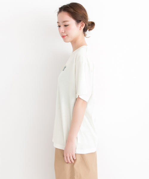 Wrangler（ラングラー）の「 UR Wrangler×URBAN RESEARCH　別注BIGロゴTシャツ（Tシャツ/カットソー・レディース・ネイビー/ホワイト系その他・FREE）」の7枚目の写真