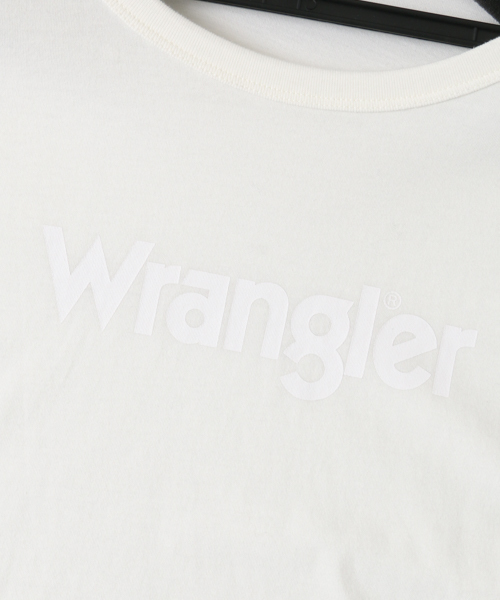 Wrangler（ラングラー）の「 UR Wrangler×URBAN RESEARCH　別注BIGロゴTシャツ（Tシャツ/カットソー・レディース・ネイビー/ホワイト系その他・FREE）」の8枚目の写真