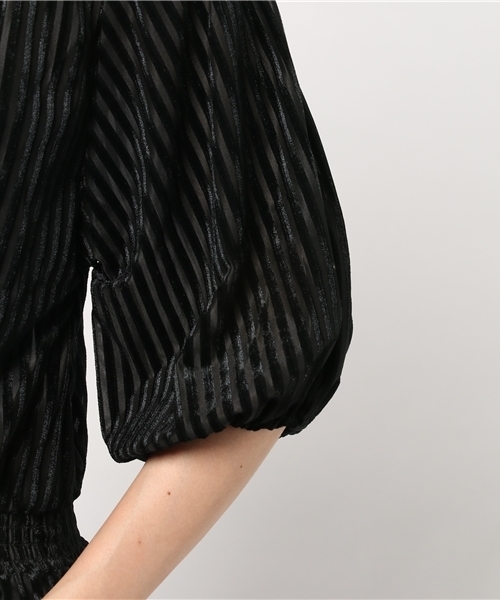 VENCEEXCHANGE（ヴァンスエクスチェンジ）の「ストライプベロアオフショルダー                 （Tシャツ/カットソー・レディース・ブラック/ピンク・MEDIUM）」の7枚目の写真