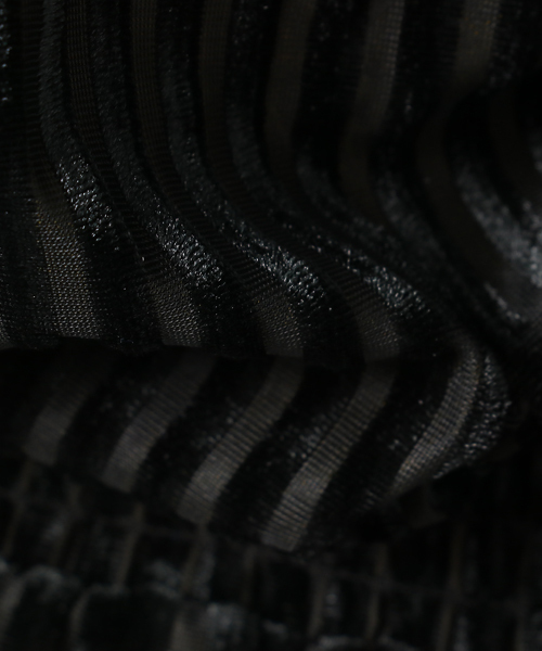 VENCEEXCHANGE（ヴァンスエクスチェンジ）の「ストライプベロアオフショルダー                 （Tシャツ/カットソー・レディース・ブラック/ピンク・MEDIUM）」の9枚目の写真