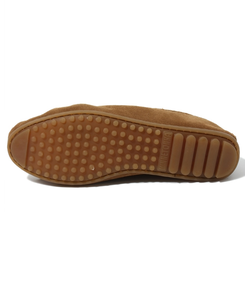Minnetonka（ミネトンカ）の「［ミネトンカ］MINNETONKA エルパソⅡモカシン（モカシン/デッキシューズ・レディース・ブラウン/ベージュ・6/8/7）」の4枚目の写真