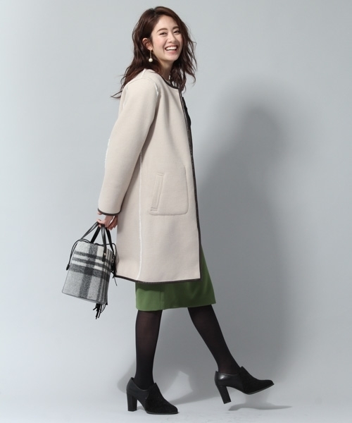 Andemiu(アンデミュウ)の「リバーシブルボアコート776466(ダウンジャケット/コート・レディース・ピンク/アイボリー/ライトグレー・SMALL/MEDIUM)」の11枚目の写真