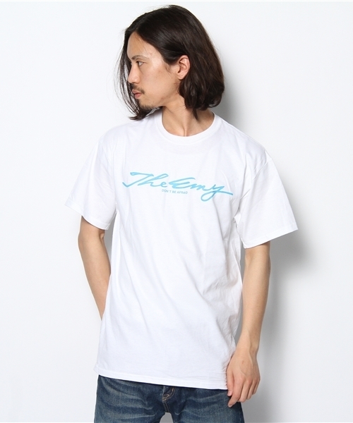 WHO'S WHO gallery（フーズフーギャラリー）の「【THE EMY】ロゴプリントTEE（Tシャツ/カットソー・メンズ・サックスブルー/グリーン/パープル/イエロー・MEDIUM/LARGE）」の3枚目の写真