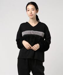 サカリバ起毛×フェイクファー切り替えVネックカットソー