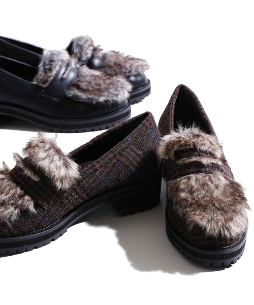 WEGO(ウィゴー)の「WEGO/ファー切替ローファー(ローファー・レディース・ブラック/その他1・MEDIUM/LARGE)」の1枚目の写真